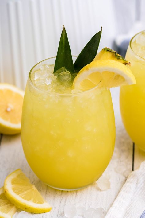 Pineapple Lemonade Punch, Pineapple Lemonade Recipe, Melissas Southern Style Kitchen, Lemonade Punch, Hey Bartender, Pineapple Lemonade, Pineapple Punch, Punch Drinks, Summertime Drinks