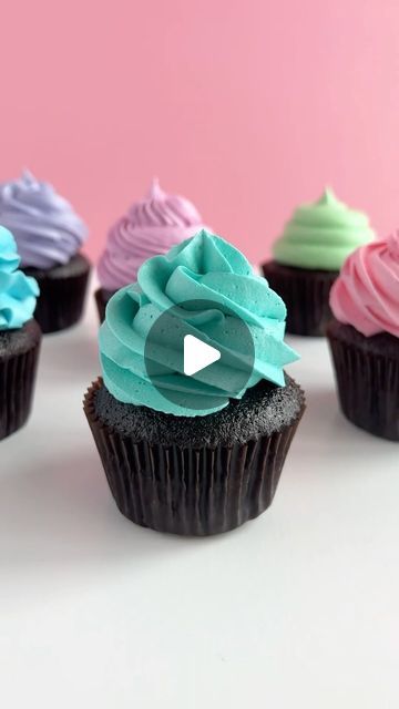 Courtney Carey | Cake Me Home Tonight on Instagram: "Over the next few days, I’m going to be sharing my top 6 favorite cupcake piping tips! My first favorite is the Wilton 1M tip! It makes the perfect buttercream swirl and is super versatile! Comment TIPS to have my blog post “Favorite Piping Tips for Frosting Cupcakes” sent to your inbox or head to cakemehometonight.com! These are the same 6 piping tips I used to create all of the cupcakes on my blog and in my upcoming cookbook, Girls Just Wanna Bake Cupcakes! #cupcakes #cupcakedecorating #cupcakepiping #pipingtips" Cupcake Piping Tips, Cake Me Home Tonight, Wilton 1m, Frosting Cupcakes, Bake Cupcakes, Cupcake Piping, Cupcake Frosting, Piping Tips, Baking Cupcakes