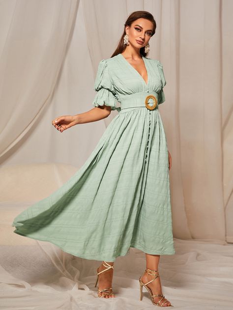 Spring Green Dress, Vestido Midi Casual, Wedding Theme Colors, Color Inspo, Spring Green, Flowy Dress, Colourful Outfits, Green Fashion, Women Dresses