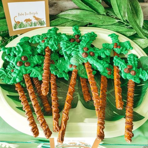 Pretzel Palm Trees, Palm Tree Pretzel Rods, Tree Pretzels, Creative Plating, Pretzel Candy, Ocean Birthday Party, Ocean Birthday, Vbs 2024, Piping Bag