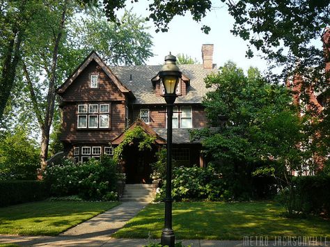 Urban Neighborhoods: Detroit's Indian Village | Metro Jacksonville Detroit Homes, House Interior Indian, Victorian Architecture Interior, Modern Village, Detroit Houses, Historic Detroit, Lake Boats, Indian Interiors, Detroit City