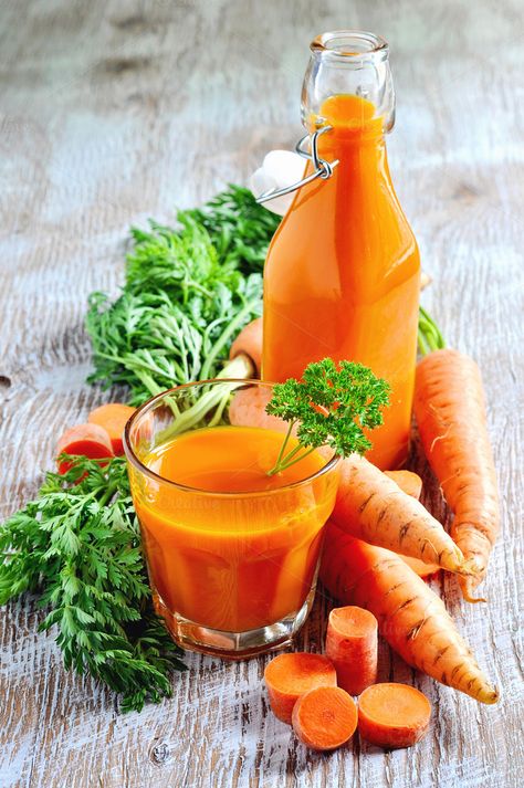 Juice Carrot, Juice Photo, Organic Carrots, Khana Khajana, Dried Fruit Snacks, Food Pic, Fruit Juices, 25th Quotes, Pressed Juice