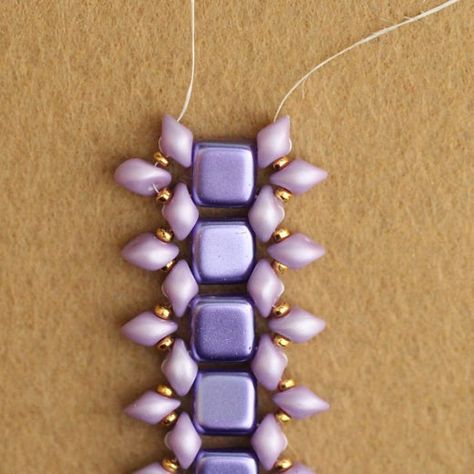 FREE Tutorial - Bracelet «NATALIE» Designed By Yuliya Abelovich — ScaraBeads US Seed Bead Patterns Free Bracelets, Bracelet Videos, Diy Necklace Patterns, Seed Bead Tutorials, Bracelet Tutorials, Jewelry Making Patterns, Super Duo Beads, Seed Bead Jewelry Patterns, Diy Bangle Bracelets