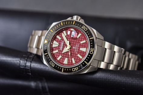 Vermilion Color, Seiko Samurai, Monochrome Watches, Seiko Prospex, Naval Force, Limited Edition Watches, Deep Red Color, Seiko Watches, A King