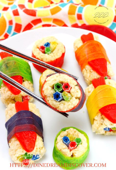 Chocolate Sushi, Preschool Recipes, Sushi Candy, Cereal Treat Bars, Mulan Party, How To Make Candy, Candy Sushi, Chinese Birthday, Naruto Birthday