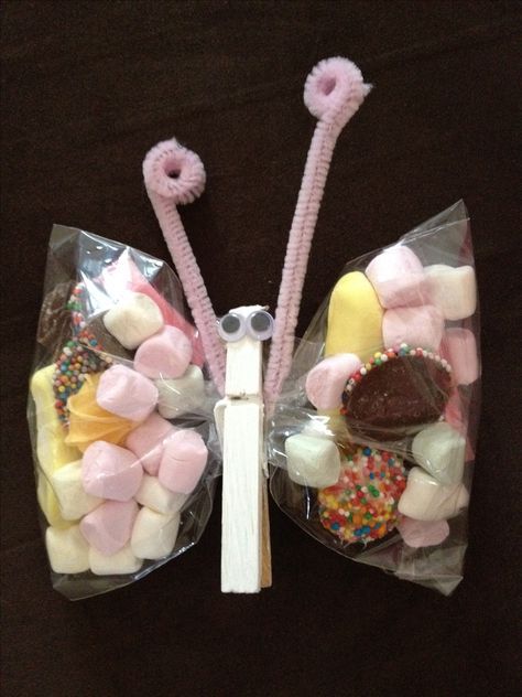 Schmetterlinge 4EA School Enterprise Ideas, Summer Fete Stall Ideas, Summer Fair Stall Ideas, Summer Fayre Stall Ideas, Sweet Stall Ideas, Summer Fayre Ideas, School Fete Stall Ideas, Lolly Bag Ideas, Summer Fair Stalls