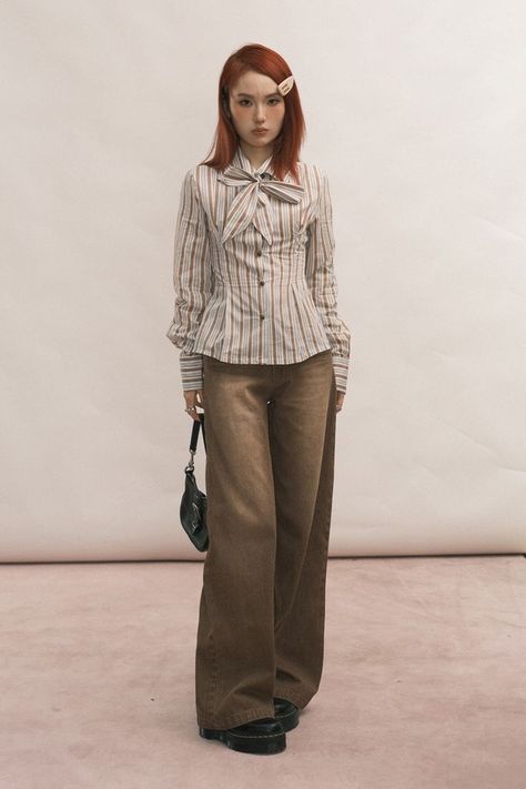 New Age Aesthetic Outfit, 6th Dimension Clothing, Wide Torso Outfits, Officecore Outfit, Skirt And Pants Combo, Officecore Fashion, Office Core Outfit, Womens Tailoring, Dark Wash Jeans Outfit