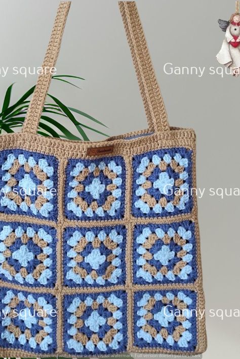 Market Ready: Crochet a Roomy Granny Square Tote Bag  [FARMERS MARKET] Granny Square Handbag, Granny Square Purse, Granny Square Tote Bag, Granny Square Tote, Square Handbag, Handbags Design, Square Purse, Micro Crochet, Amazing Crochet