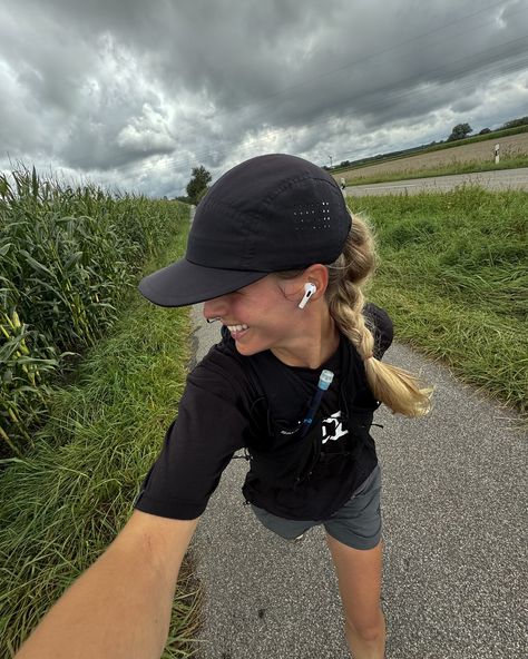 SABINE SCHAEFTNER | Life lately 💛✨⛰️🏃🏼‍♀️ 1. Running at home in Germany 2. Running my favorite evening loop after the rain 3. My first 21 km run .. never th… | Instagram Runs Aesthetic, Ultramarathon Aesthetic, Running Selfie Ideas, Marathon Aesthetic Girl, Running Aesthetic City, Running Selfie, Niche Hobbies, Run Motivation, Aesthetic Running