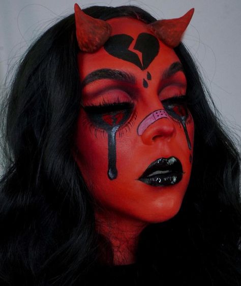 HeartBroken Demon look !! Scary Valentines Day Makeup, Make A Character, Valentines Day Makeup, Day Makeup, Tik Tok, Halloween Face Makeup, Mood Board, Makeup Looks, Valentines Day