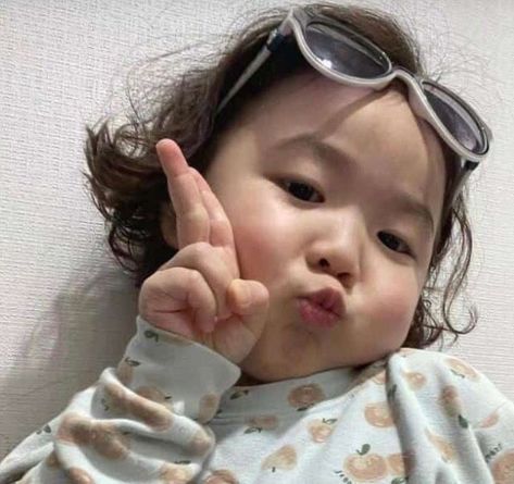 Funny Baby Faces, Wow Photo, Cute Funny Pics, Kids Mood, Korean Babies, Foto Baby, Asian Babies, Funny Profile Pictures