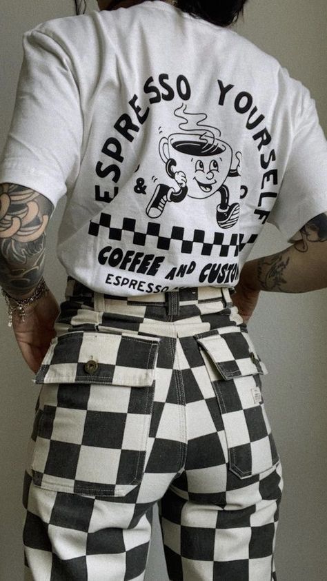 Cute casual alternative outfit, black and white outfit, checkered pants Edgy Loungewear, Checkered Pants Outfit, Outfit Black And White, Emo Outfit, Black And White Outfit, Checkered Pants, Alt Outfits, Pastel Outfit, White Outfit