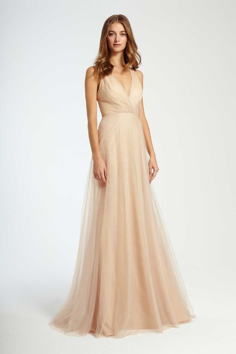 Monique Lhuillier Bridesmaids Fall 2016 champagne bridesmaid dress with v-neck Mermaid Ball Gown, Bridesmaid Dresses 2018, Tulle Bridesmaid, Bridesmaids Dress Inspiration, Champagne Bridesmaid Dresses, Gold Bridesmaid Dresses, Designer Bridesmaid Dresses, Gold Bridesmaids, Tulle Bridesmaid Dress