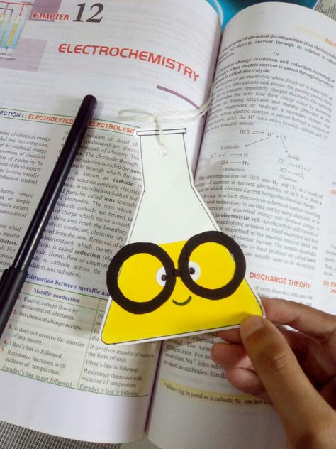 Bookmark For Chemistry, Chemistry Bookmark Ideas, Science Bookmark Ideas, Chemistry Project Ideas Aesthetic, Note Book Decoration Ideas School, Chemistry Bookmark, Chemistry File Decoration Ideas, Chemistry Drawing Ideas, Biology Bookmark