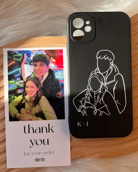 Phone Cases For Boyfriend, Resin Art For Boyfriend, Phone Case For Boyfriend, Cricut Phone Case Ideas, Cricut Phone Case, Matching Phone Cases Bff, Phone Case Customize, Bff Iphone Cases