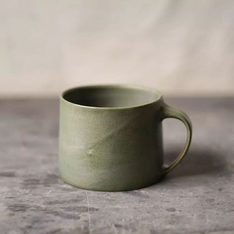 Ceramic Cups With Handles, Mug With Handle, Stoneware Glazes, Ceramic Cup Handles, Mug Handles Pottery, Handmade Ceramic Mugs, Mug Handles, Ceramics Mug, Scandinavian Mug