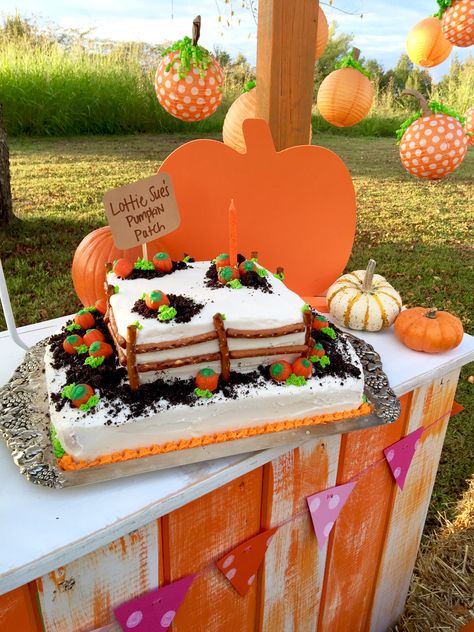 Pumpkin and pink party. First birthday party. Pumpkin party. Our little pumpkin is one. Fall party. Pumpkin patch party. Pumpkin cake. DIY cake. For more: Instagram @ihavethecoolestgoatever Fall Themed Birthday Party, Fall Themed Birthday, Pumpkin Patch Birthday Party, Pumpkin Patch Birthday, Fall First Birthday, Fall 1st Birthdays, Patch Party, Pumpkin Patch Party, Party Image