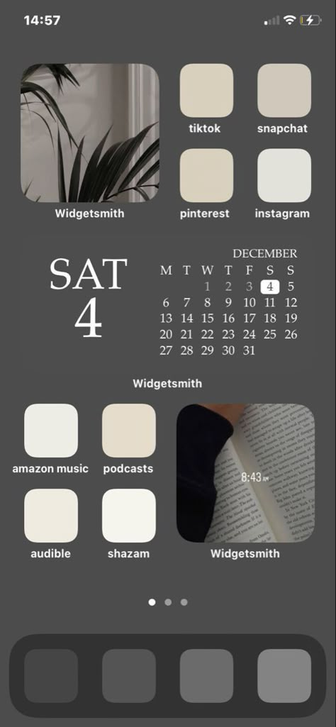 Ios16 Ideas Aesthetic, Iphone Ios 15 Layout Ideas, Iphone Wallpaper Widgetsmith Ideas, Widget Organization Iphone, Apple Screen Ideas, Ios 16 Wallpaper Minimalist, Phone Screen Ideas Aesthetic, Iphone Background Ideas Ios 16, Ios16 Homescreen Ideas Aesthetic