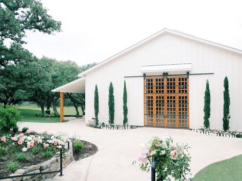 Farmhouse Style Wedding, Hill Country Wedding Venues, Wedding Venues Indoor, Modern Wedding Venue, Austin Wedding Venues, Dream Venue, Hill Country Wedding, Destination Wedding Venues, Round Rock