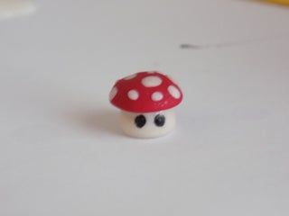 Polymer Clay Cute Mushroom Tutorial : 6 Steps (with Pictures) - Instructables Polymore Clay Ideas Easy, Figures Made Of Clay, Mushroom Clay Tutorial, Cute Small Clay Sculptures Easy, Clay Mushrooms Diy Easy, Easy Clay Art For Beginners, Small Clay Art Ideas, Moulding Clay Ideas, Cute Small Clay Ideas Easy