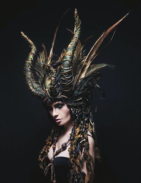 The Dragon headdress by Maskenzauber and Erlebenskunst Hat Photography, Brunette Bob, Fantasy Costumes, Arte Fantasy, Costume Makeup, 영감을 주는 캐릭터, Dark Beauty, Fantasy Fashion, Larp