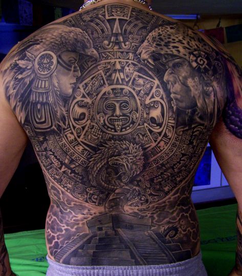 hátam Aztec Stomach Tattoos, Mayan Back Tattoo, Raza Tattoos, Aztec Back Tattoo, Aztec Calendar Tattoo, Lion Chest Tattoo, Aztec Warrior Tattoo, Aztec Tattoos Sleeve, Full Chest Tattoos