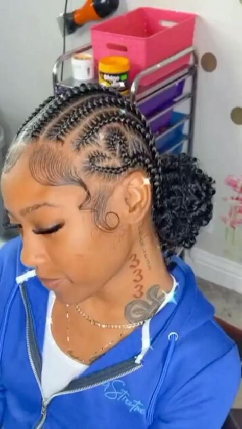 Cute Quick Braided Hairstyles For Black Women, Braided Back Bun Black Women, Stud Braids, Straight Back Feed In Braids, Straight Backs, Feedin Braids, Black Kids Braids Hairstyles, Feed In Braids Hairstyles, Cute Braided Hairstyles