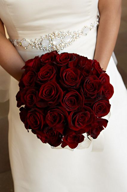 Deep red roses, better for the fall Red Rose Bridal Bouquet, Red Rose Bouquet Wedding, Magic Rose, Majlis Perkahwinan, Dark Red Roses, Red Bouquet Wedding, Red Rose Wedding, Rose Bridal Bouquet, Red Bouquet