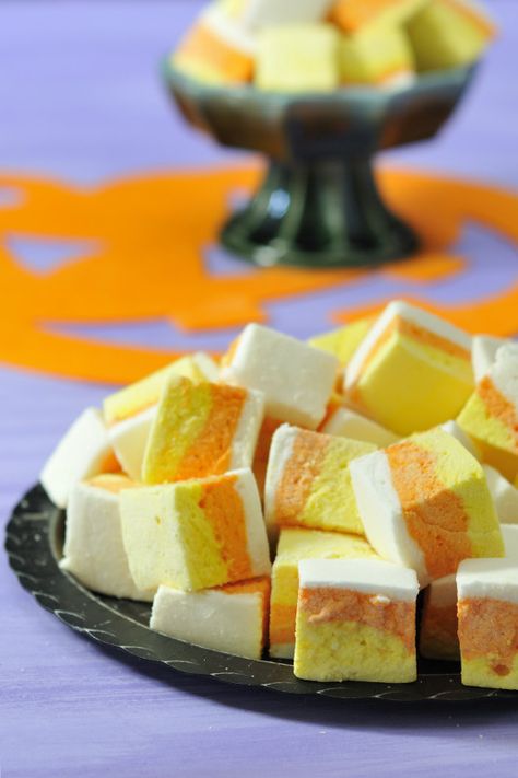 This Year’s Best Candy Corn Treats, Cakes & Desserts - See more at: http://www.love-the-day.com/lovetheday/wordpress/best-candy-corn-treats/#sthash.0H3kQDuD.dpuf  So I am very much apart of the Candy Corn lover-nation. I not only love the taste of those sugary little yummies, I am obsessed with their color and the possibilities for crafts, desserts and parties they bring! As inspired as I am by the candy, I went on a Pinterest spree and found some… Candy Corn Desserts, Hamburger Rolls, Coffee Cupcakes, Recipes With Marshmallows, Homemade Marshmallows, Caramel Coffee, Peppermint Patties, Homemade Candies, Halloween Desserts