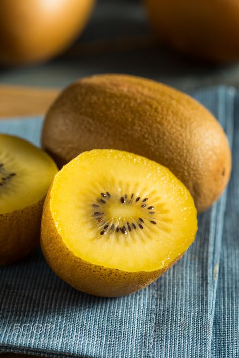 Raw Yellow Organic Golden Kiwis by brenthofacker Fruit Logo Design, Kiwi Berries, Unique Vegetables, Fruit Display, Types Of Fruit, Fruit Photography, Kiwi Fruit, Weird Food, Spice Recipes