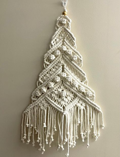 "Handmade macrame Christmas tree. Appropriately 20\" long and 12\" wide. Comes in white or dark green" Macrame Christmas Decorations Diy, Macrame Christmas Garland, Macrame Christmas Tree Tutorial, Holiday Macrame, Christmas Macrame, Macrame Christmas Tree, Crochet Yarns, Macrame Christmas, Girl Crafts