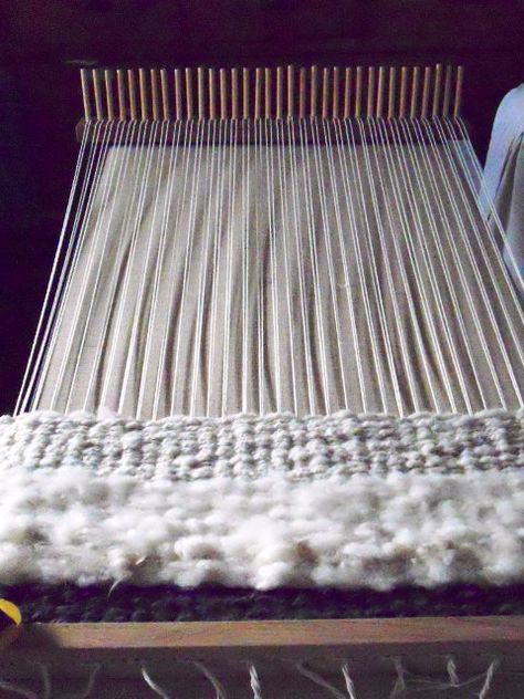 Peg Rugs, Rug Twining, Peg Weaving, Peg Looms, Loom Board, Loom Love, Loom Rug, Rug Hooking Designs, Denim Rug