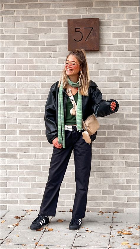 #fit #outfitideas #leatherjacketoutfit #dickies874 #dickies Outfit With Jacket, Dickies Outfit, Fall Pinterest, Dickies 874, Music Festival Fashion, Coachella Fashion, Leather Jacket Outfits, California Style, Feminine Outfit