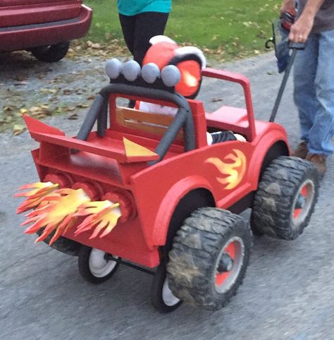 Monster Truck Costume, Diy Monster Truck, Wagon Costume, Truck Costume, Monster Jam Birthday Party, Blaze Birthday Party, Radio Flyer Wagon, Monster Jam Birthday, Blaze Birthday