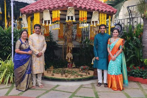 Mallik Kankatala with his wife Silpa, son Anirudh and daughter-in-law Sonika. Bhogi 2019 was special - it being Sonika's first Bhogi as a member of the Kankatala family. Silpa looks gorgeous in a blue Kanchipuram self zari saree with Bandhini. And Sonika dazzles in a sku blue Kanchipuram Kora organza with korvai orange zari border and pallu.   . . . . #Bhogicelebrations #Bhogi2019 #Makarasankranti #Kankatalafamily #Kankatala Zari Saree, Indian Bridal Sarees, Bridal Blouse, Colour Combo, Orange Blouse, Bridal Blouse Designs, Work Design, Daughter In Law, Designer Blouses