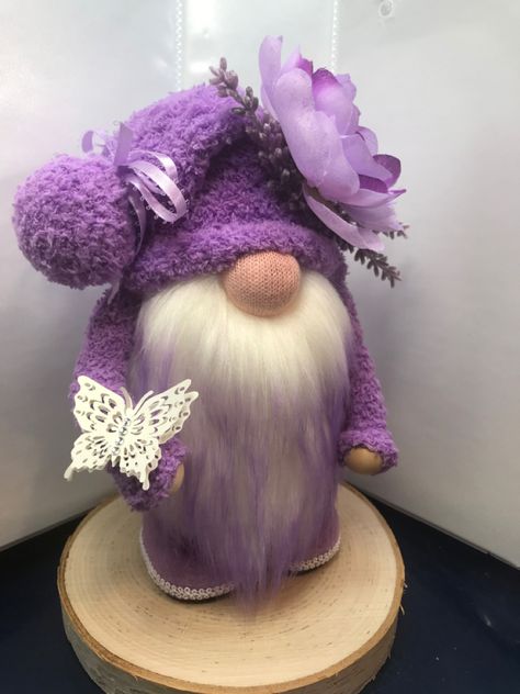 Summer Gnomes, Sock Gnomes, Spring Gnomes, Winter Wreath Diy, Easter Gnomes, Macrame Owl, Gnomes Diy, Garden Gnomes, Diy Gnomes