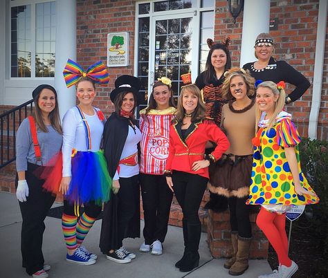 Bank Group Halloween Costumes, Circus Spirit Week, Circus Spirit Day, Circus Group Halloween Costumes, Carnival Costumes Circus, Circus Group Costume, Circus Theme Halloween Costumes, Circus Themed Costumes, Circus Halloween Costumes