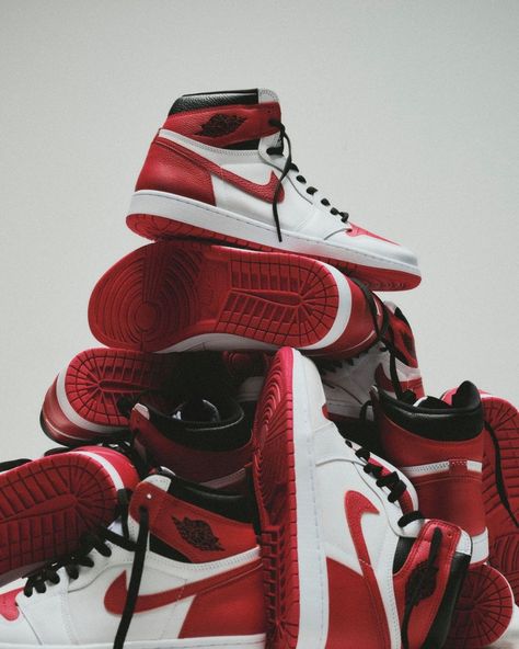 Jordans Daily by Sneaker News on Instagram: “With a couple brushstrokes, you could turn the AJ1 "Heritage" into a pair of Black Toes 👀 Is anyone planning on customizing these?” Sneakers Photography, Sneakers Wallpaper, Futuristic Shoes, Shoes Wallpaper, Sneaker Posters, Nike Air Jordan Shoes, Red Jordans, Blue Jordans, Shoes Heels Classy