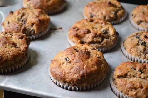 Mincemeat muffins  I added 1.5 cups of mincemeat, slightly less milk, molasses, crystalized ginger. Reduce baking time by a couple of minutes. Mincemeat Muffins, Mincemeat Cookies, Muffins Breakfast, Nut Muffins, Finding Myself, Muffin Tin Recipes, Baking Muffins, Mince Pies, Dirty Dishes