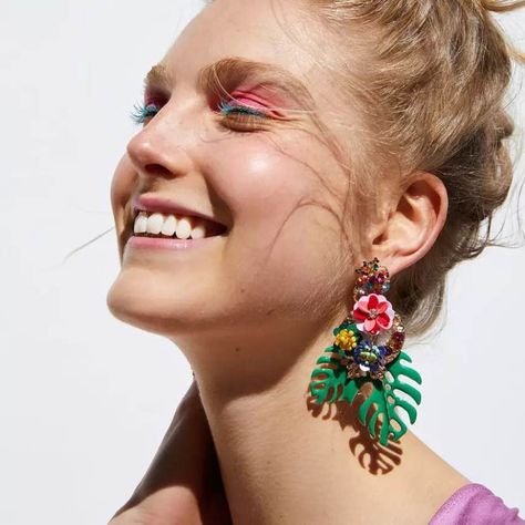 Large palm enamel leaf spray with bead detailing Available in pink, red, green and black Length: 9 cm Width: 5 cm at widest point, Weight 15g each Full Eyelashes Extensions, Zara Models, Tropical Earrings, Jewellery Photography, Models Makeup, Summer Earring, Leaf Jewelry, Enamel Flower, Looks Chic