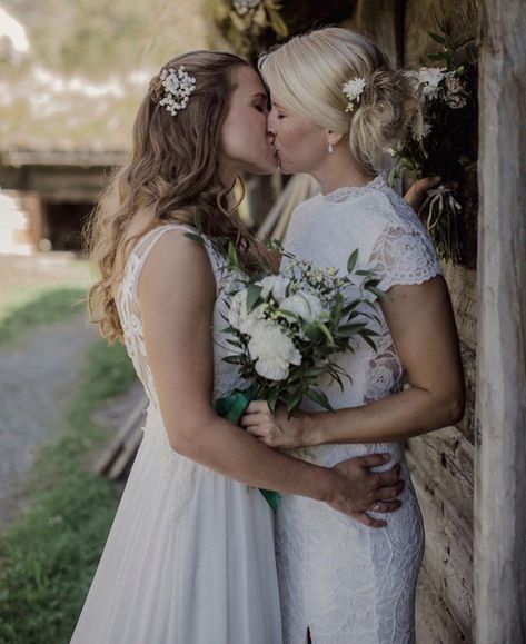 Insta: lovehardhoney Lgbt Wedding Photography, Lesbian Wedding Photography, Wlw Wedding, Vintage Lesbian, Beautiful Teeth, Satin Wedding Gown, Woman Loving Woman, Lgbt Wedding, Two Brides