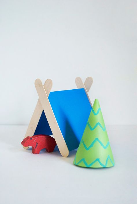 The humble popsicle stick is ready to shine with these super cool craft projects. Tent Craft, Natural Playgrounds, Happy Crafts, School Kids Crafts, Handmade Charlotte, Popsicle Stick Crafts, Popsicle Stick, Crafty Kids, Crafts For Kids To Make