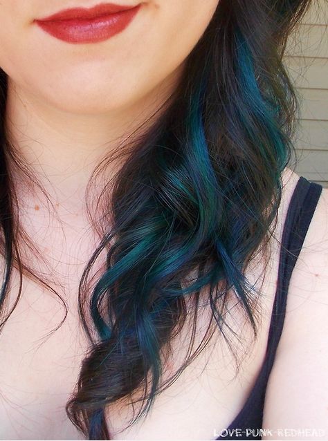 Streaks of peacock blue. Blue And Brown Hair, Blue Brown Hair, Peekaboo Highlights, Messy Waves, Teal Hair, Hair Color Highlights, Colorful Hair, Hair Coloring, Colored Hair