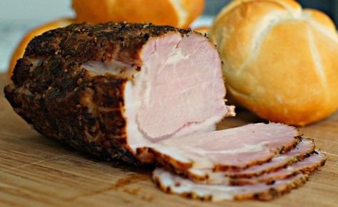 Ham Brine Recipe, Ground Chicken Casserole, Smoked Pork Loin Recipes, Pork Fillet Recipes, How To Make Ham, Loin Recipes, Pork Loin Recipe, Smoked Pork Loin, Pork Loin Roast Recipes