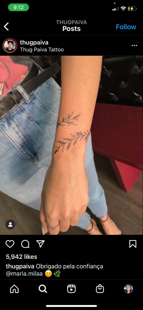 Braclet Tattoo, Arm Wrap Tattoo, Wrap Around Wrist Tattoos, Around Arm Tattoo, Wrap Around Tattoo, Cuff Tattoo, Flower Tattoo Ideas, Wrap Tattoo, Branch Tattoo