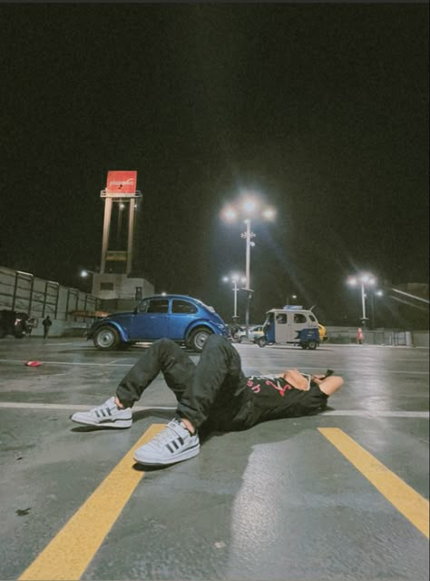 Aesthetic Night Pictures Poses, Aesthetic Pictures For Men, Creative Instagram Photo Ideas Men, Cool Instagram Pictures Men, Parking Structure Photoshoot, Aesthetic Solo Pics, Insta Post Ideas Men, Male Photoshoot Ideas Creative, Pictures Inspo Instagram