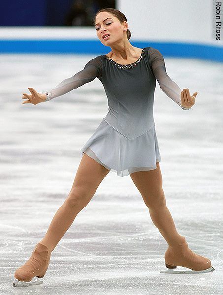 Skating Costume, Skating Ice, Figure Skating Dress, Figure Skating Costumes, Ice Dresses, Ice Skating Dresses, Ice Skaters, Figure Skaters, Skating Dress