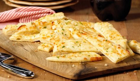 Garlic Fingers, Donair Sauce, Canadian Cuisine, Pizza Style, Bar Food, Appetizer Menu, Fry Bread, Recipes Appetizers And Snacks, Garlic Sauce