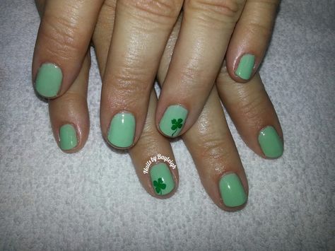 4 Leaf Clover Four Leaf Clover Nail Art, 4 Leaf Clover Nail Art, 4 Leaf Clover Nails, Four Leaf Clover Nails, Clover Nail Art, Clover Nails, St Patricks Day Nails, 4 Leaf Clover, Four Leaf