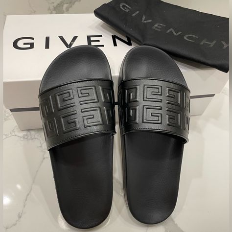 Givenchy Women's 4g Logo Pool Slide Sandals Black 7/37 New In Box Givenchy "4g" Logo-Embossed Leather And Rubber Pool Sandals. Flat Heel. Open Toe. Wide Band Vamp Molded Footbed. Textured Midsole. Made In Italy. Givenchy Sandals, Pool Sandals, Jelly Flats, Pool Slide, Givenchy Shoes, Ankle Sandals, White Gold Studs, Nude Sandals, Glitter Sandals